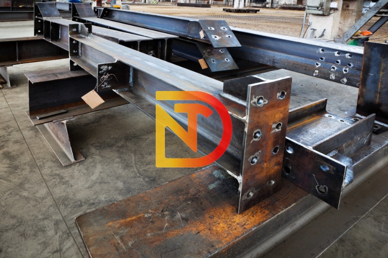 Bản mã được sử dụng nhiều trong liên kết dầm cột và hệ thống khung nhà xưởng, công trình.